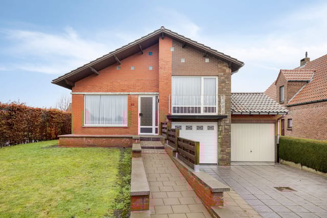 Front view of Kwadeveldenstraat 53