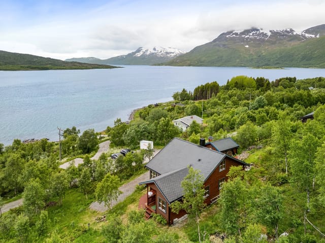 Front view of the property