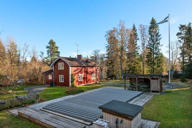 4 rooms Winterized cottage on Gamla Väsbyvägen 50 Frötuna-Vreta Norrtälje kommun