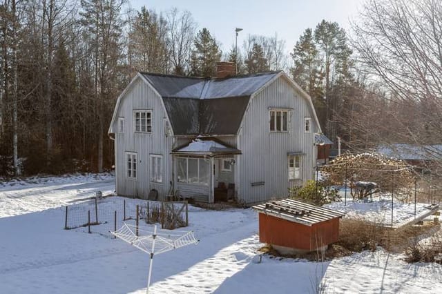 5 room Farm with agriculture at Mallbacken 14 Lysvik Sunne municipality