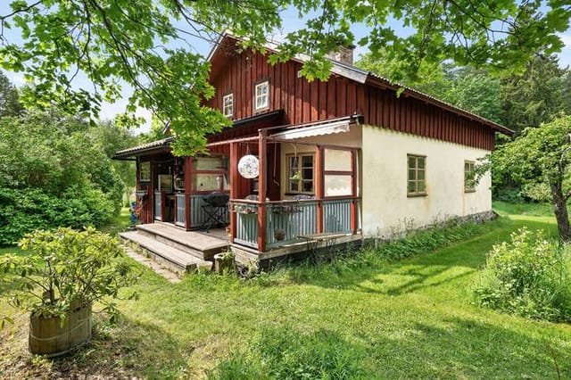 Exterior view of the house and garden