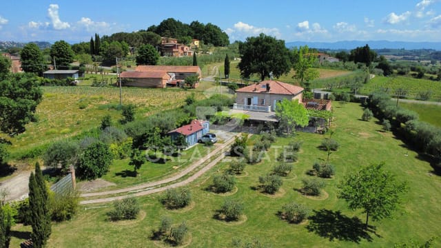 Esterno