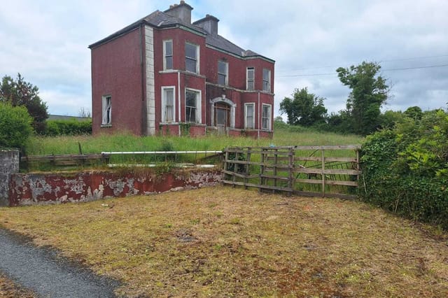 Barnagurry, Kiltimagh, Cloonfallagh, Co. Mayo, F12YH21