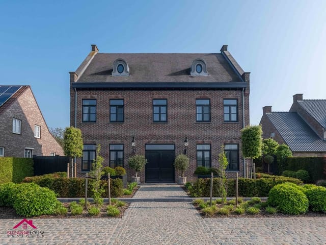 Front view of Hoogveldstraat 14