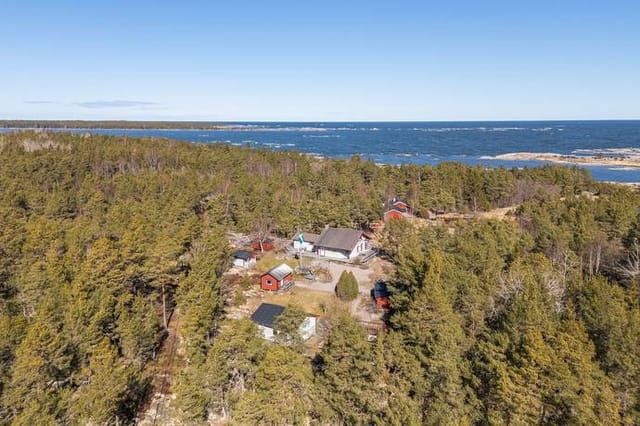 Main house with sea view