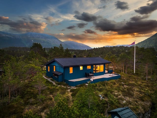 The cabin with a beautiful view