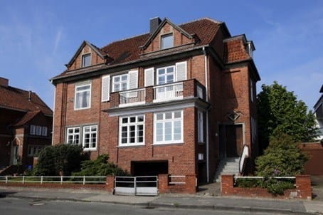 Front view of Franz-Kerkhoff-Straße 14