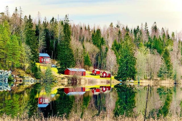Exterior view of the house and lake