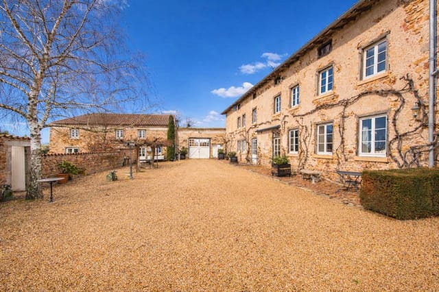 Front view of the estate