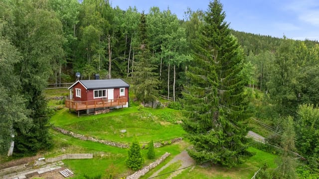 Welcome to Gjødingssætervegen 321! A cozy detached leisure property in Hurdal.