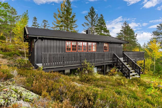 Charming and inviting cabin in scenic surroundings