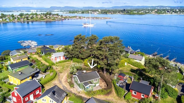 Welcome to the viewing of Cabin 62 on Lindøya West