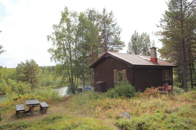 Main cabin exterior
