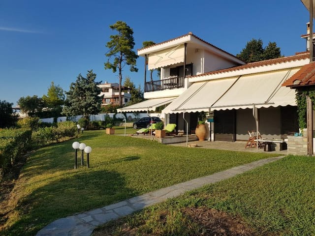 Maisonette 250 m² in Kassandra, Chalkidiki - 1