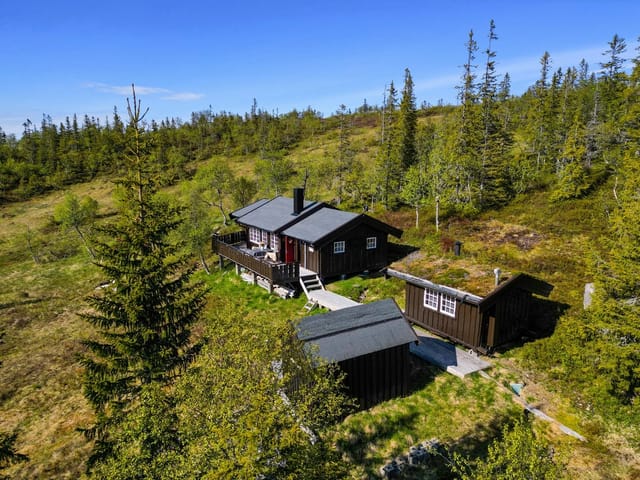 Welcome to Roltvollvegen 149!