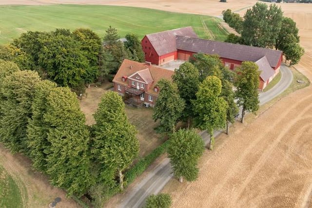 300 m² Farm without agriculture on Vinnebergsvägen 94 Hyby Svedala municipality