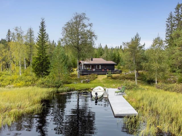 Cabin exterior with lake view