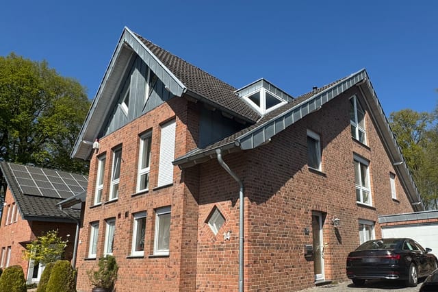 Front view of Lärchenweg 14