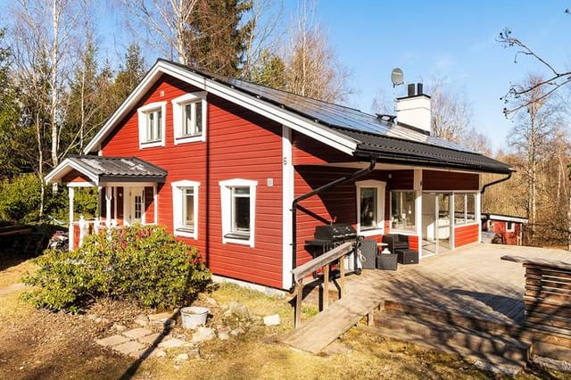 Front view of the house and deck