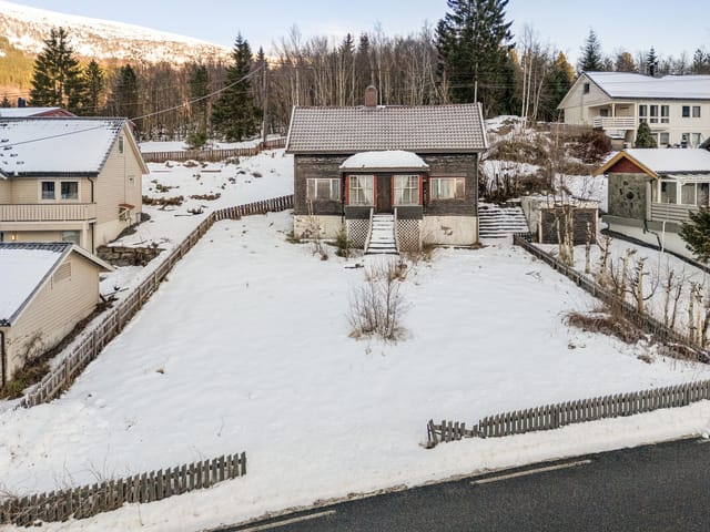 Presented by EiendomsMegler 1 v/ Tobias Karlsen Skarshaug - Engesetdalsvegen 568