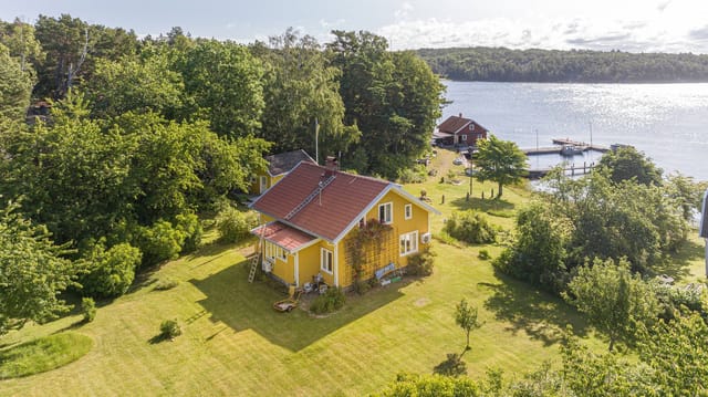 Main house with sea view