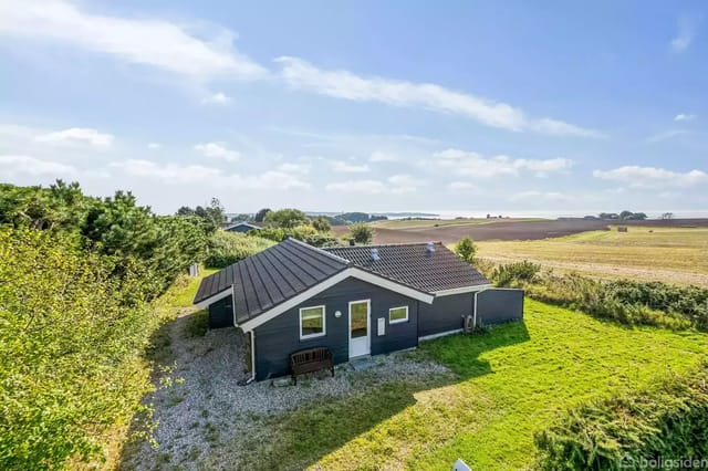 Front view of the holiday home