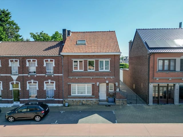 Front view of Bilzersteenweg 12, Riemst