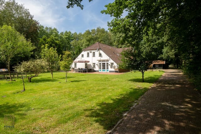 Front view of Papenburgerstraße 331