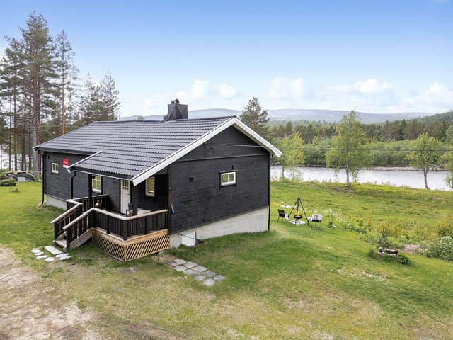 Welcome to Øgle-Vikenveien 960! Photo: Bernat Tubau