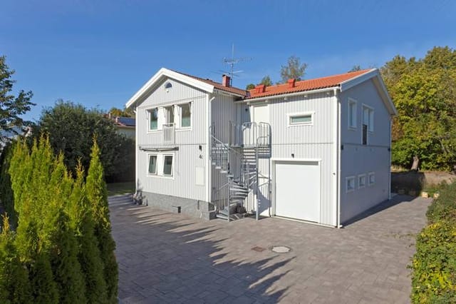 8 room Villa at Skattegränd 4C Spånga - Bromsten Stockholms kommun