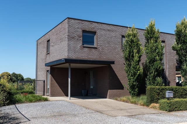 Front view of Klaverstraat 44-A