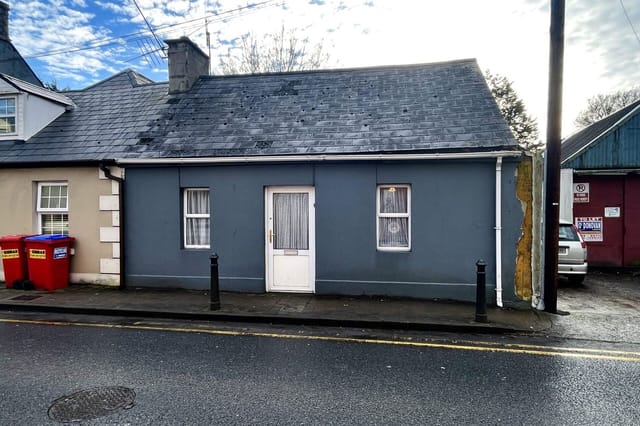 Lower Maiden Street, Newcastle West, Co. Limerick, V42HK23