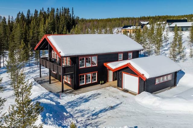 9 room vacation home at Ljungbacken 3, Lofsdalen