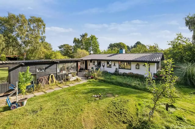 Front view of the holiday home