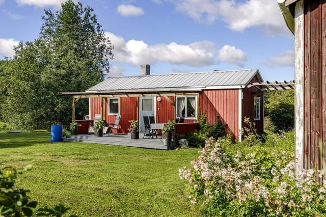 Exterior view of the main house and garden