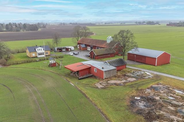 5-room Farm without Agriculture at Ryda Viken 1 Helås Vara Municipality