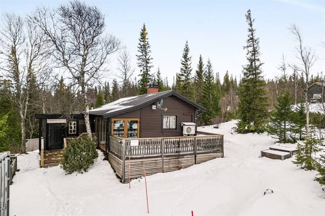 Exterior view of Handöl 153