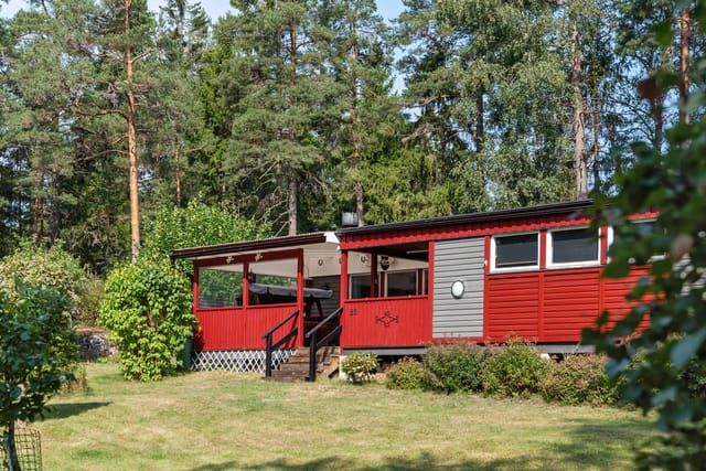 Exterior view of the house and garden