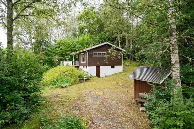 3 room winterized cottage in Torsered 6 Hyssna Marks kommun