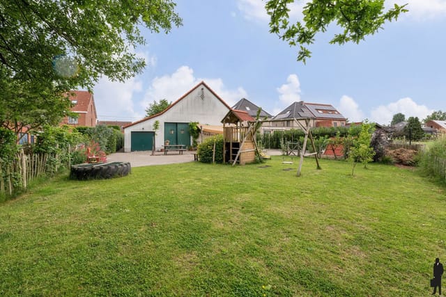 Front view of Steenweg op Ravels 183