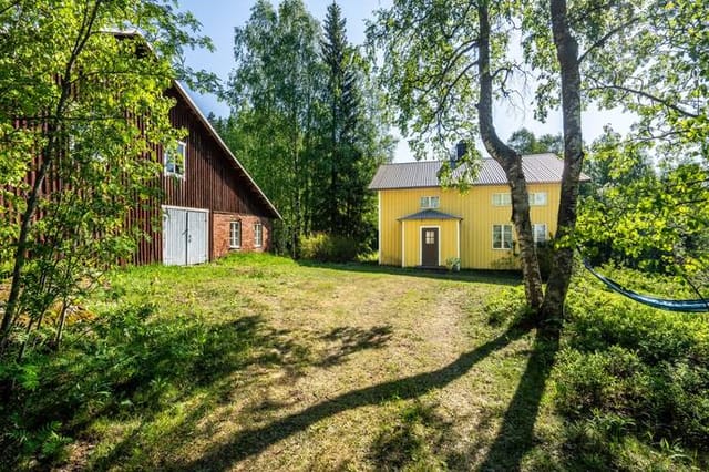 Cottage exterior