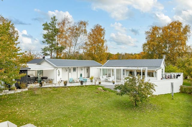 Front view of the holiday home