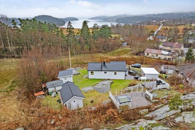 3-room Winterized Cottage at Högås Sund 137 Uddevalla Municipality