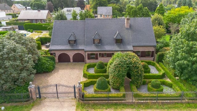 Front view of Hoogeind 91
