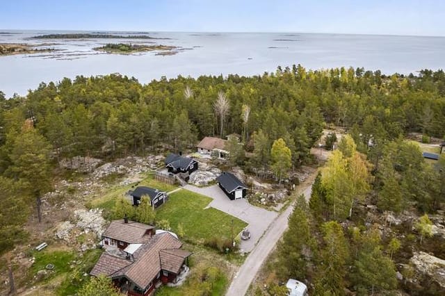 Exterior view of Romsmaren 2