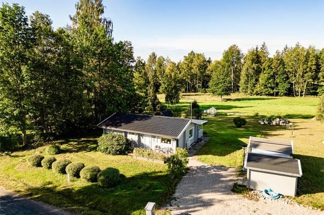 3-room Winterized Holiday Home on Gluggvägen 7