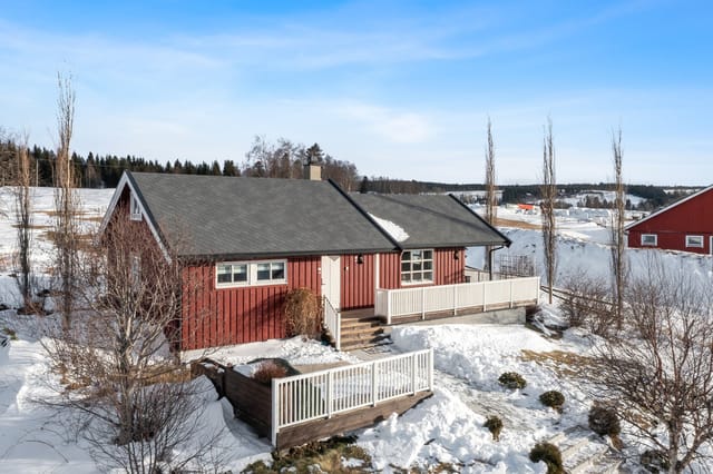 Welcome to Lerkeveien 49, presented by Albin Bakkemo at Eiendomsmegler 1! (Photo: Interiørfoto, Bente Eidsmo)