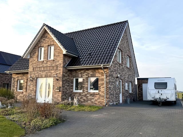 Front view of Schulstrasse 58