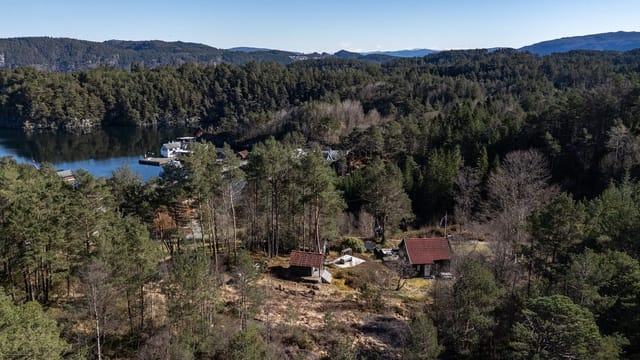 Aktiv Eiendomsmegling v/Aleksander Lenning presents Hanevikvegen 154