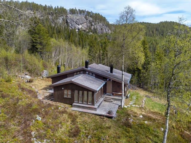 Welcome to Fjellheimvegen 111 and beautiful Birtedalen
